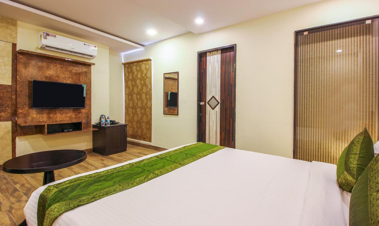 Treebo Address Inn, Banjara Hills Хидерабад Екстериор снимка