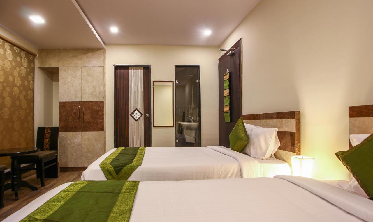 Treebo Address Inn, Banjara Hills Хидерабад Екстериор снимка