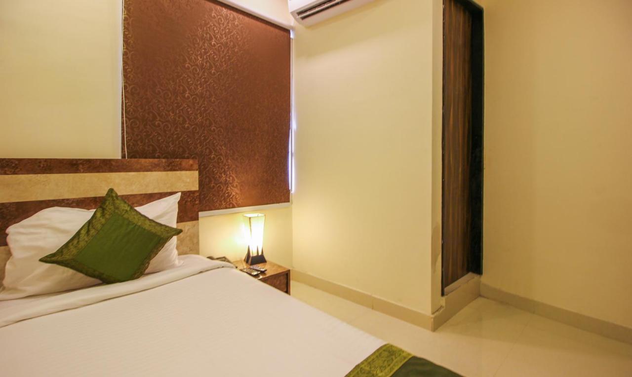 Treebo Address Inn, Banjara Hills Хидерабад Екстериор снимка