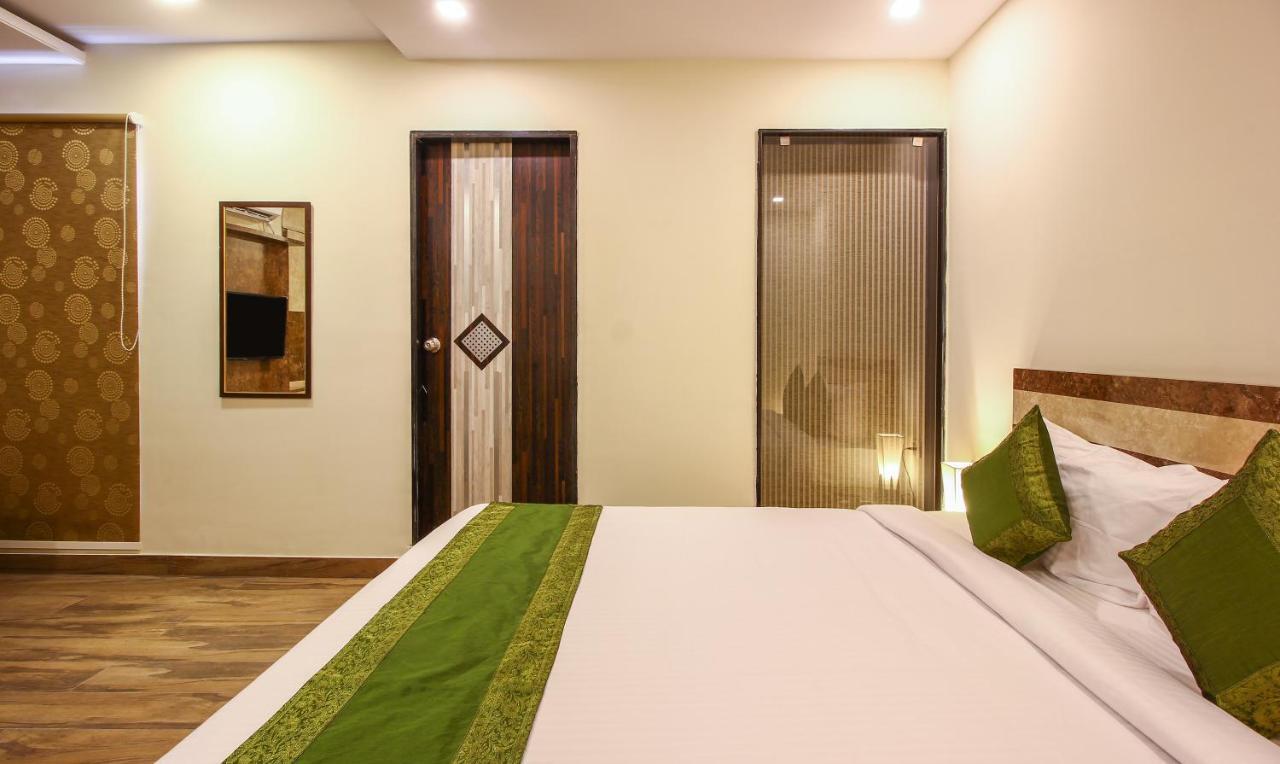 Treebo Address Inn, Banjara Hills Хидерабад Екстериор снимка