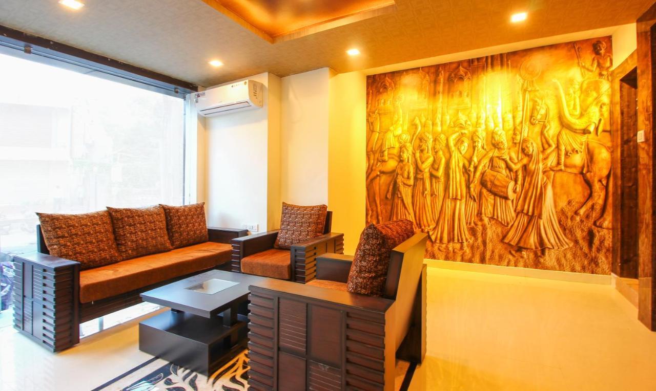 Treebo Address Inn, Banjara Hills Хидерабад Екстериор снимка